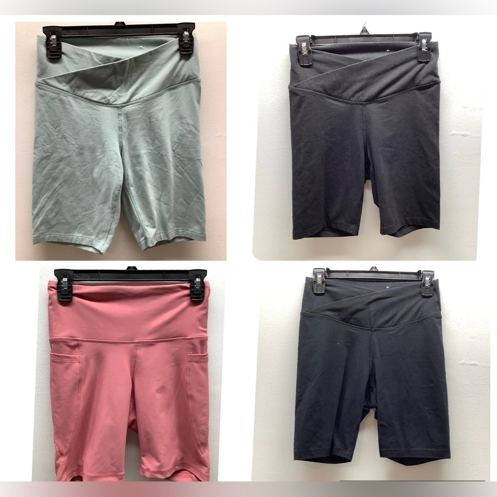 Old Navy Active Size Medium Bundle Set of 4 Women's Athletic Shorts. Preloved